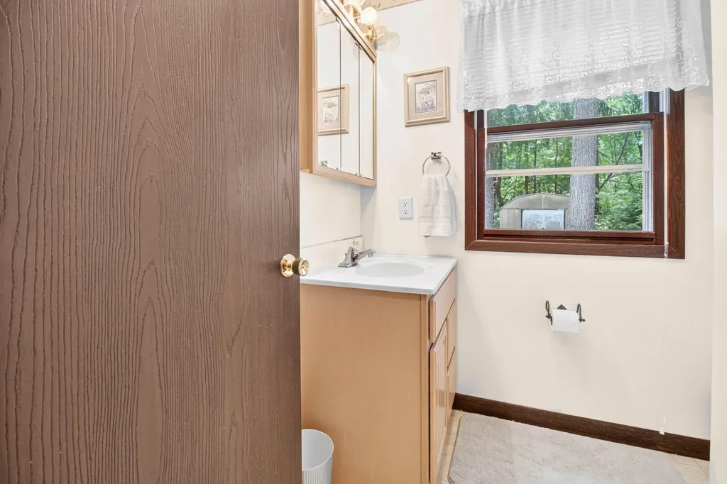 239 Pine Ridge Road Bedford Charter Township MI 49017