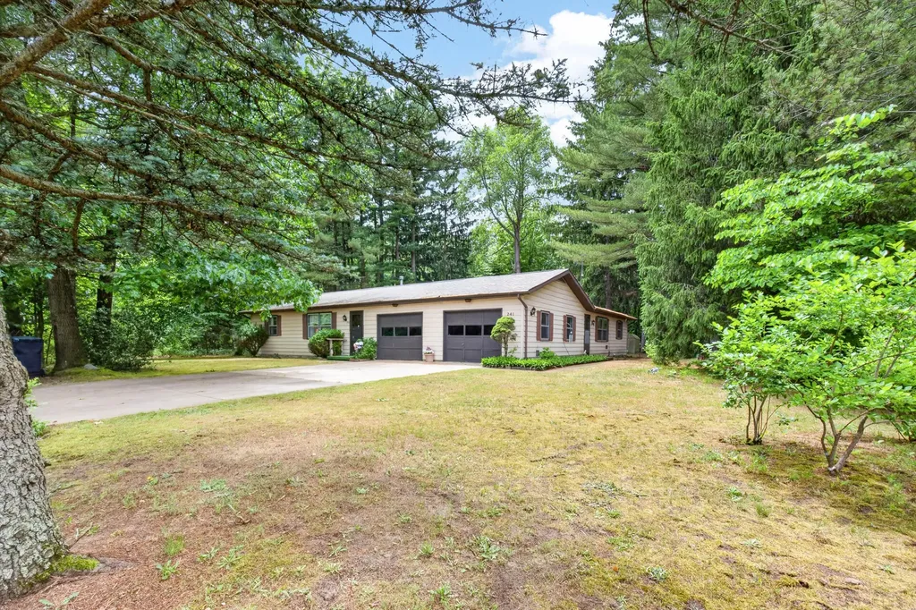 239 Pine Ridge Road Bedford Charter Township MI 49017