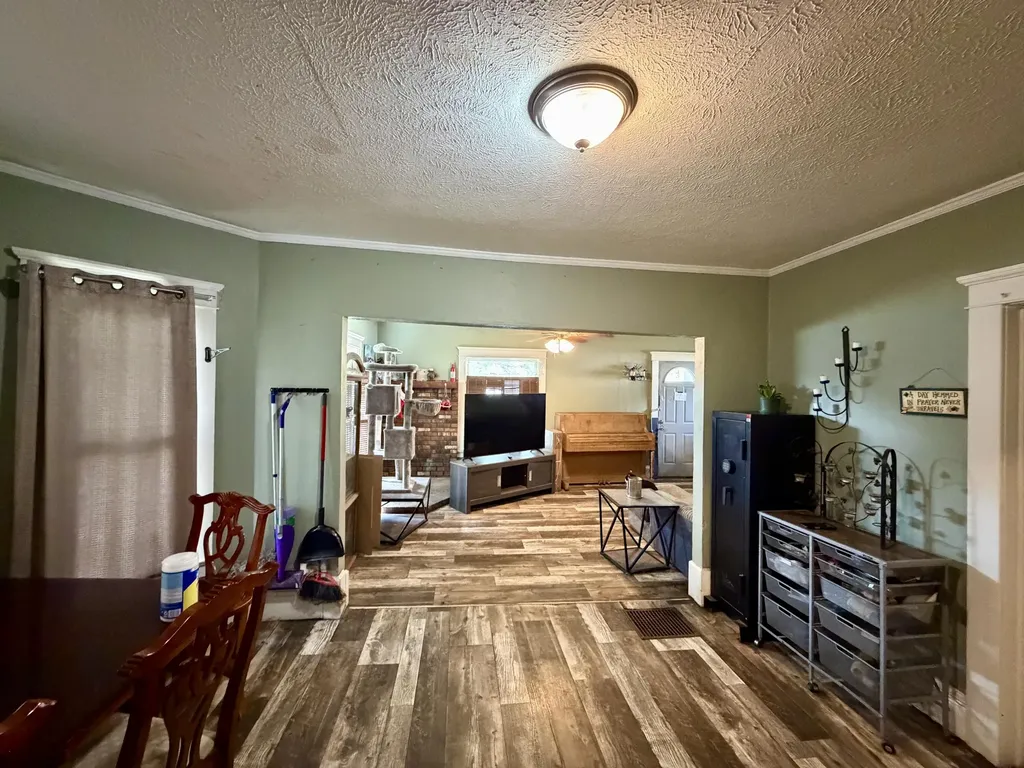 74 W Bidwell Street W Battle Creek City MI 49015