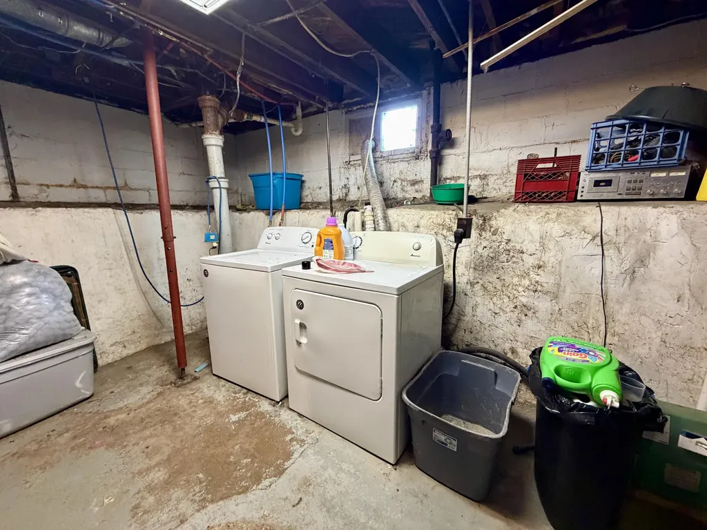 74 W Bidwell Street W Battle Creek City MI 49015