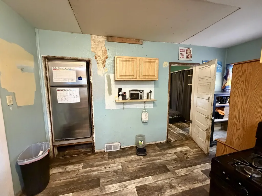 74 W Bidwell Street W Battle Creek City MI 49015