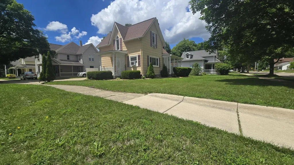 301 N Sheldon Street Charlotte City MI 48813