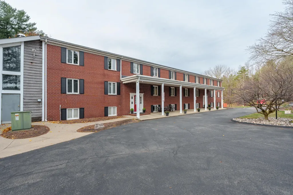 561 Garrison Road Pennfield Charter Township MI 49017