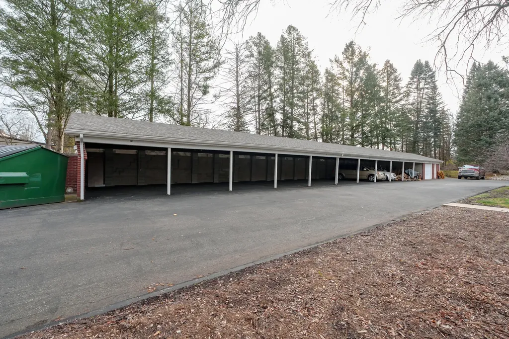 561 Garrison Road Pennfield Charter Township MI 49017