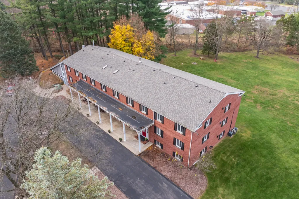 561 Garrison Road Pennfield Charter Township MI 49017