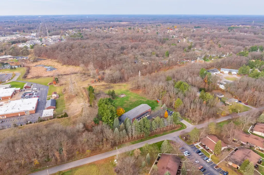561 Garrison Road Pennfield Charter Township MI 49017