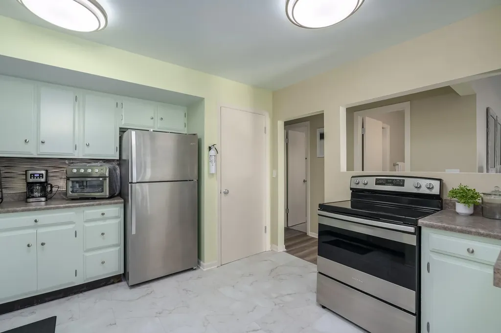 561 Garrison Road Pennfield Charter Township MI 49017