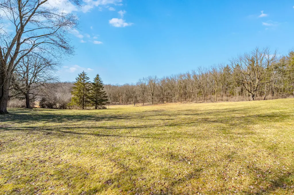 561 Garrison Road Pennfield Charter Township MI 49017