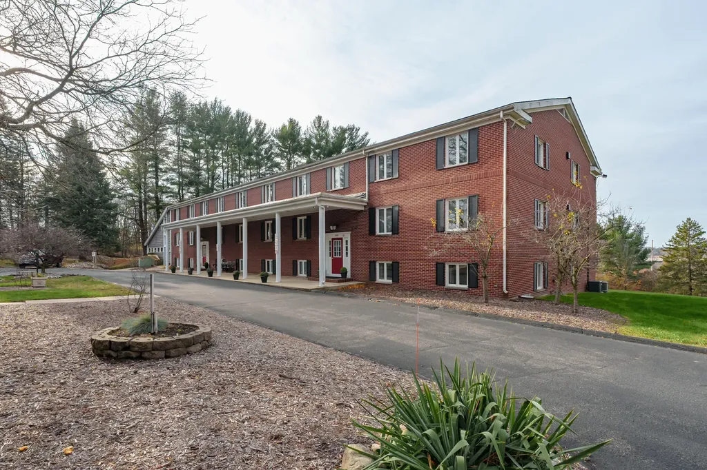 561 Garrison Road Pennfield Charter Township MI 49017