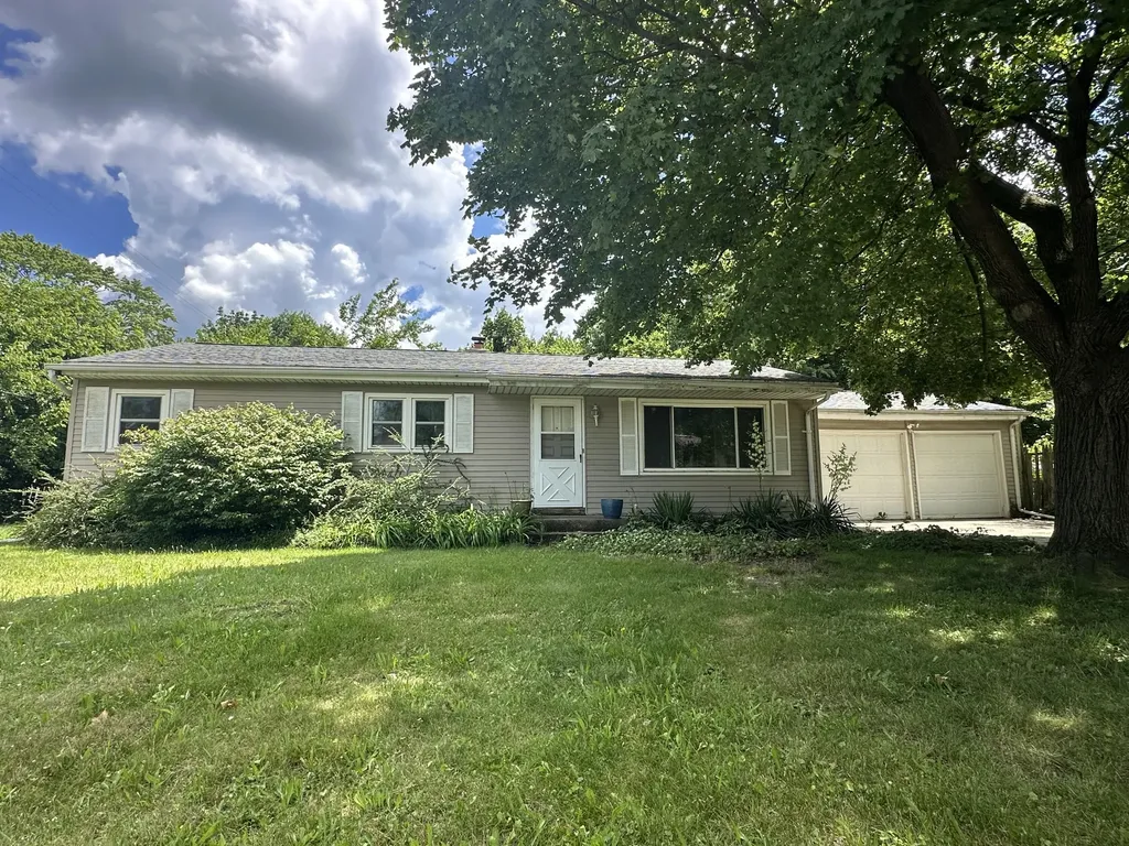 1560 Magnolia Street Comstock Charter Township MI 49048