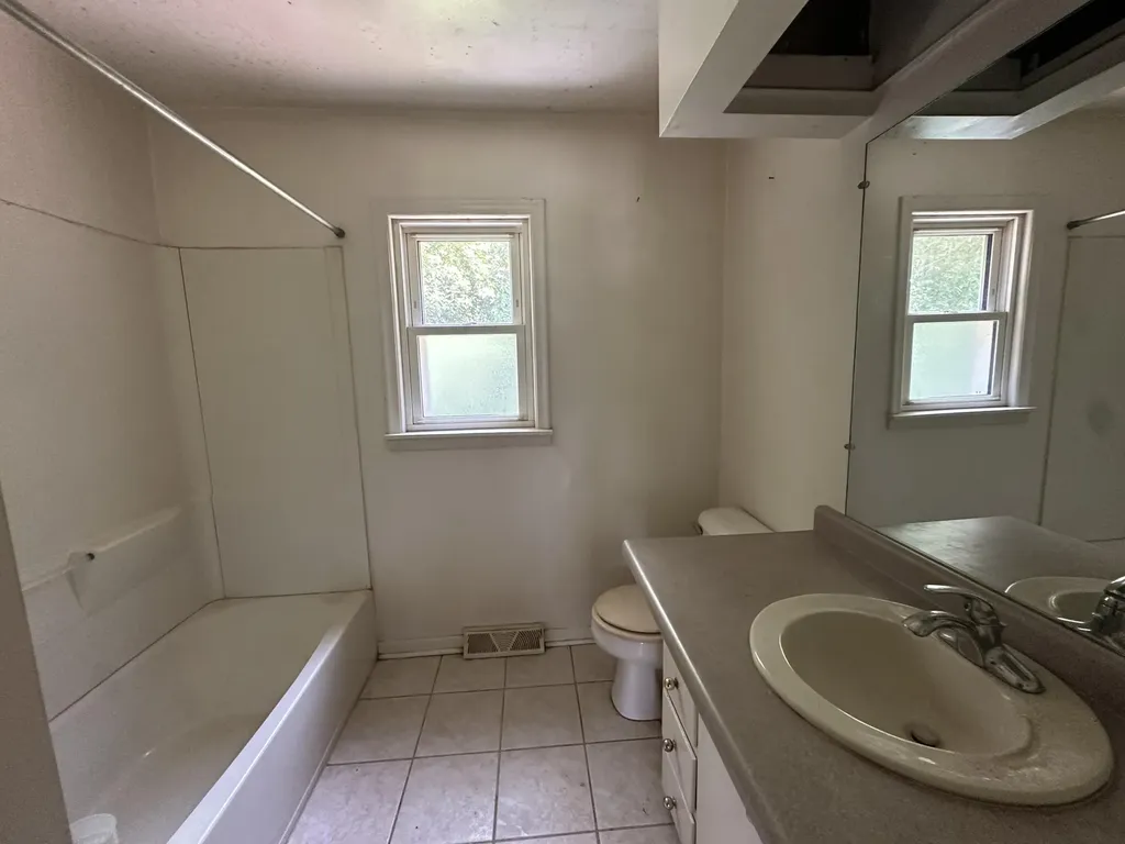 1560 Magnolia Street Comstock Charter Township MI 49048