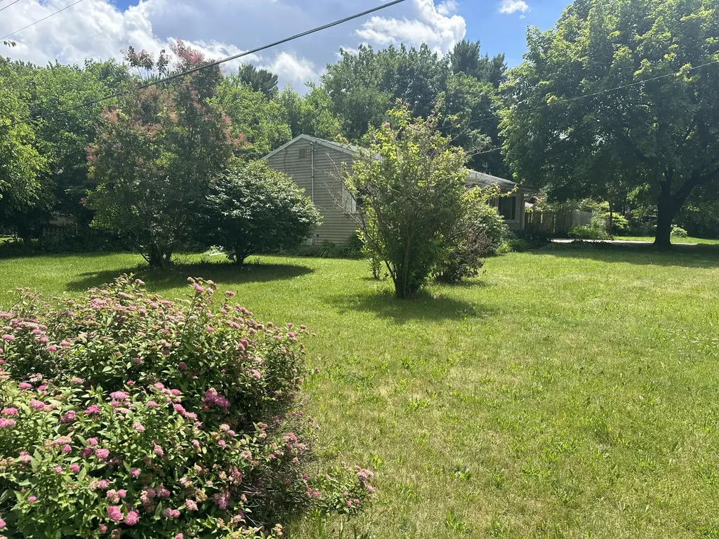 1560 Magnolia Street Comstock Charter Township MI 49048