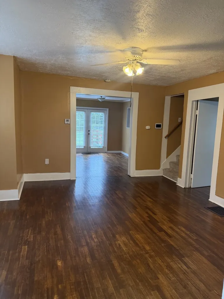 905 Burr Oak Street Albion City MI 49224
