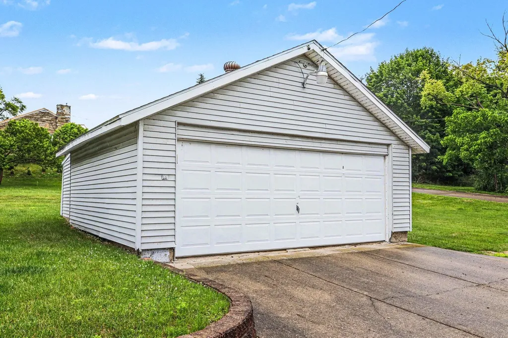 187 Sharon Avenue Pennfield Charter Township MI 49017