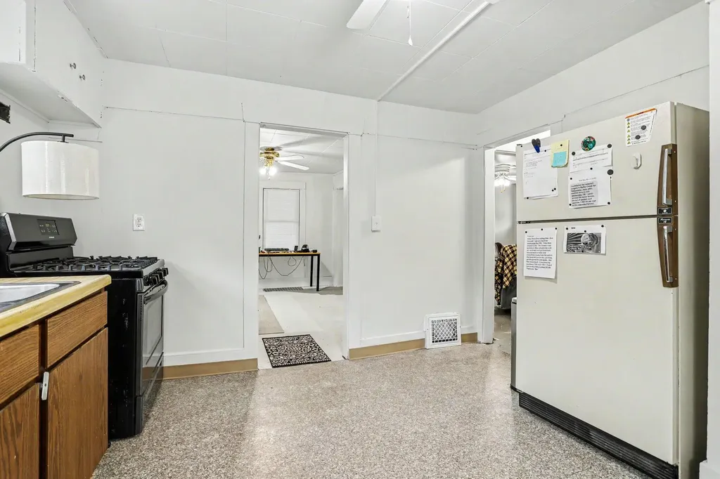 187 Sharon Avenue Pennfield Charter Township MI 49017