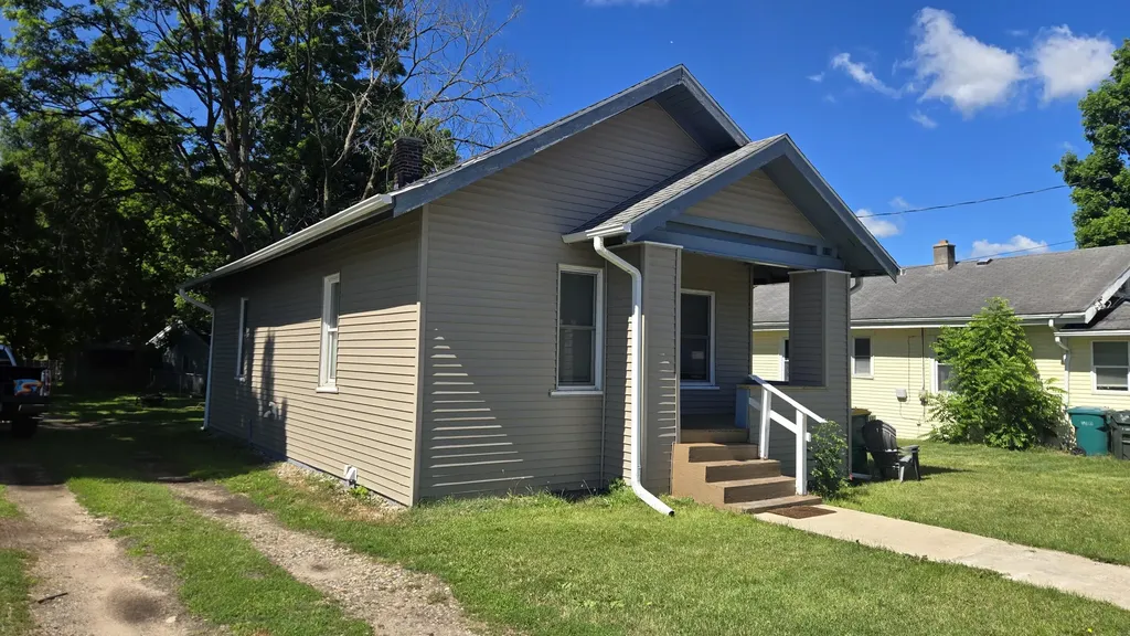 1349 W Michigan Avenue W Battle Creek City MI 49037