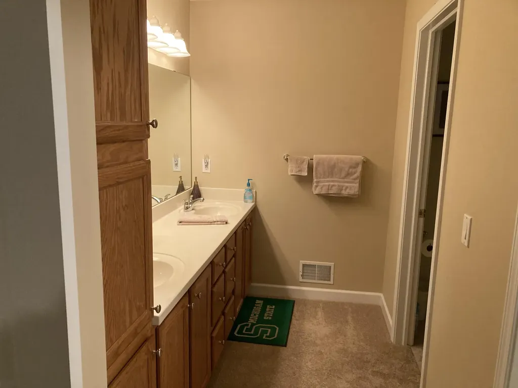 135 Rose Court Battle Creek City MI 49015