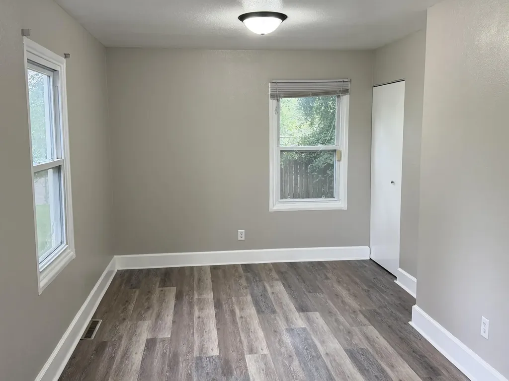 216 Ardmoor Drive Bedford Charter Township MI 49037