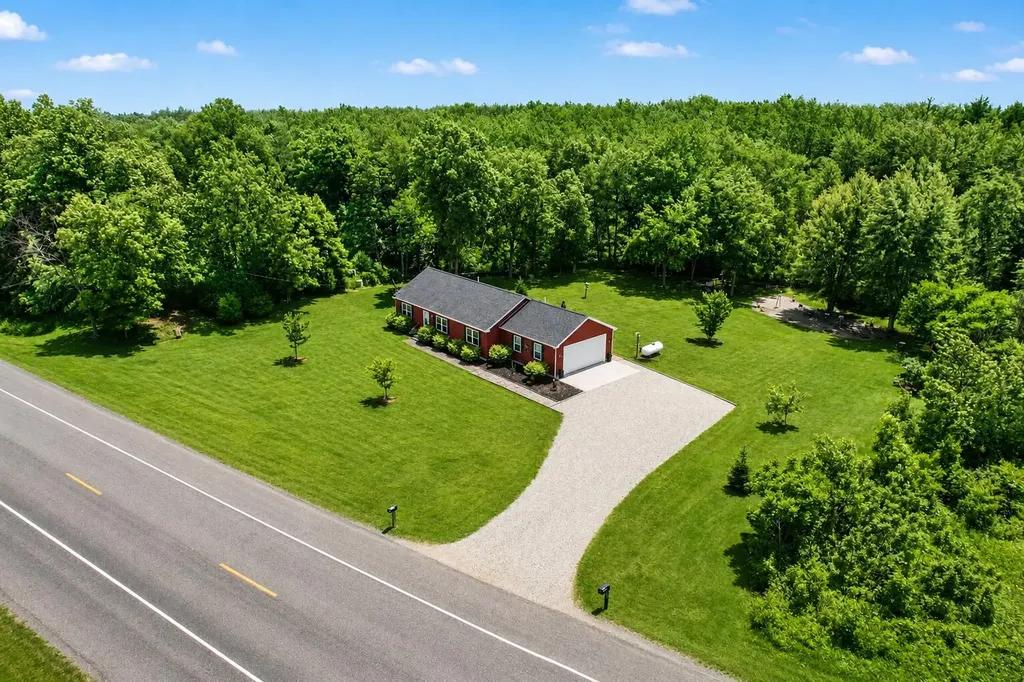 18760 M-60 Clarendon Township MI 49092