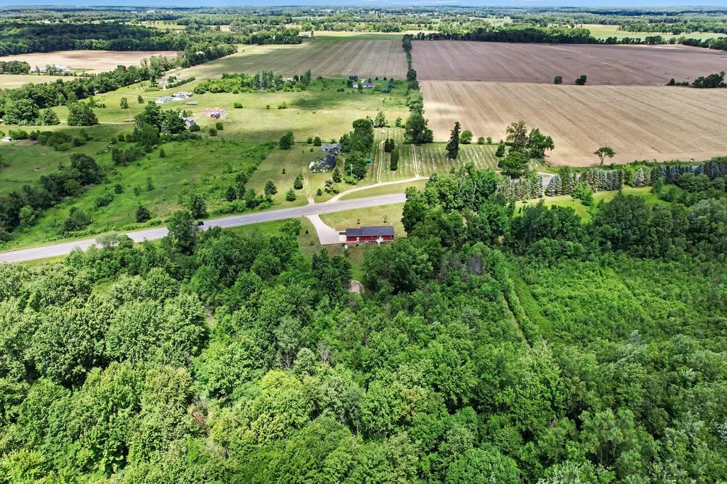 18760 M-60 Clarendon Township MI 49092