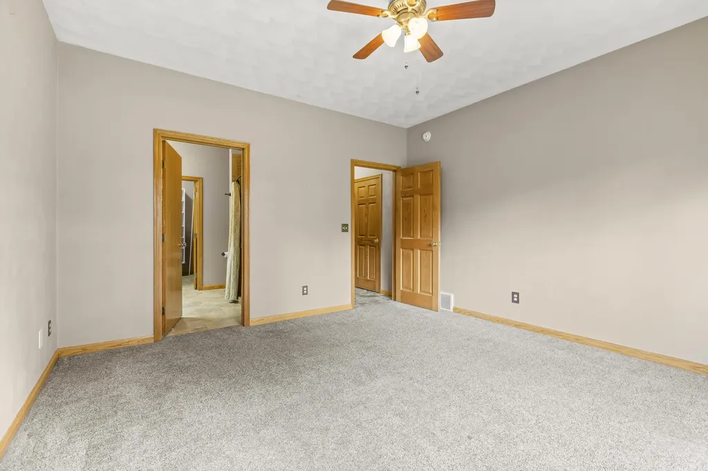 111 Brighton Park Battle Creek City MI 49015