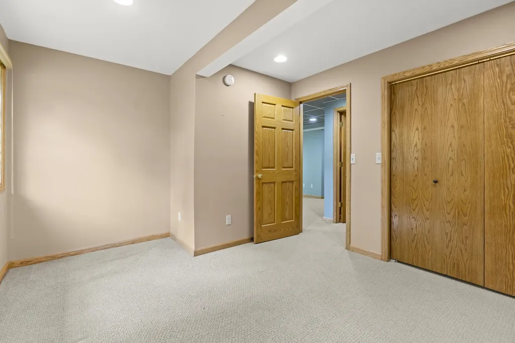 111 Brighton Park Battle Creek City MI 49015