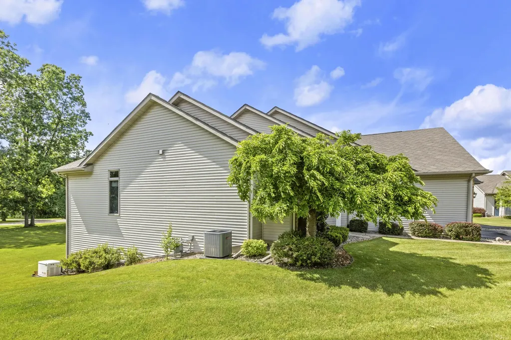 111 Brighton Park Battle Creek City MI 49015