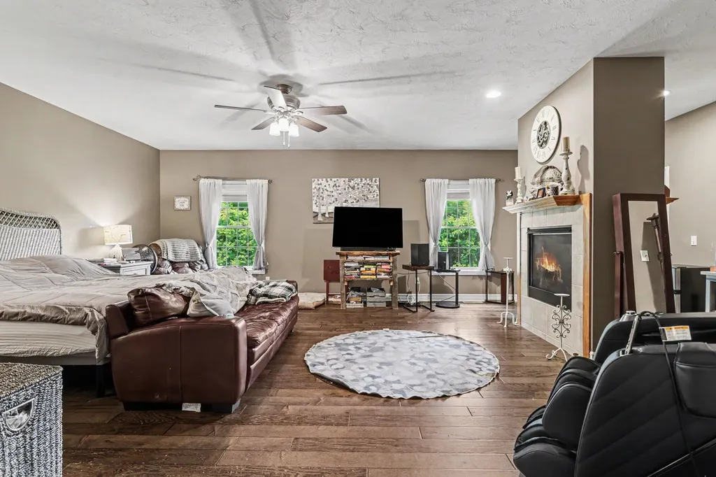 17830 Victors Lane Marshall Township MI 49068