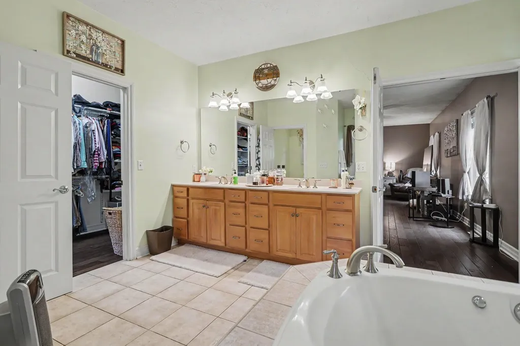 17830 Victors Lane Marshall Township MI 49068