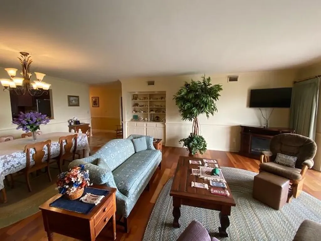 3 Hiawatha Cove Trail Battle Creek City MI 49015