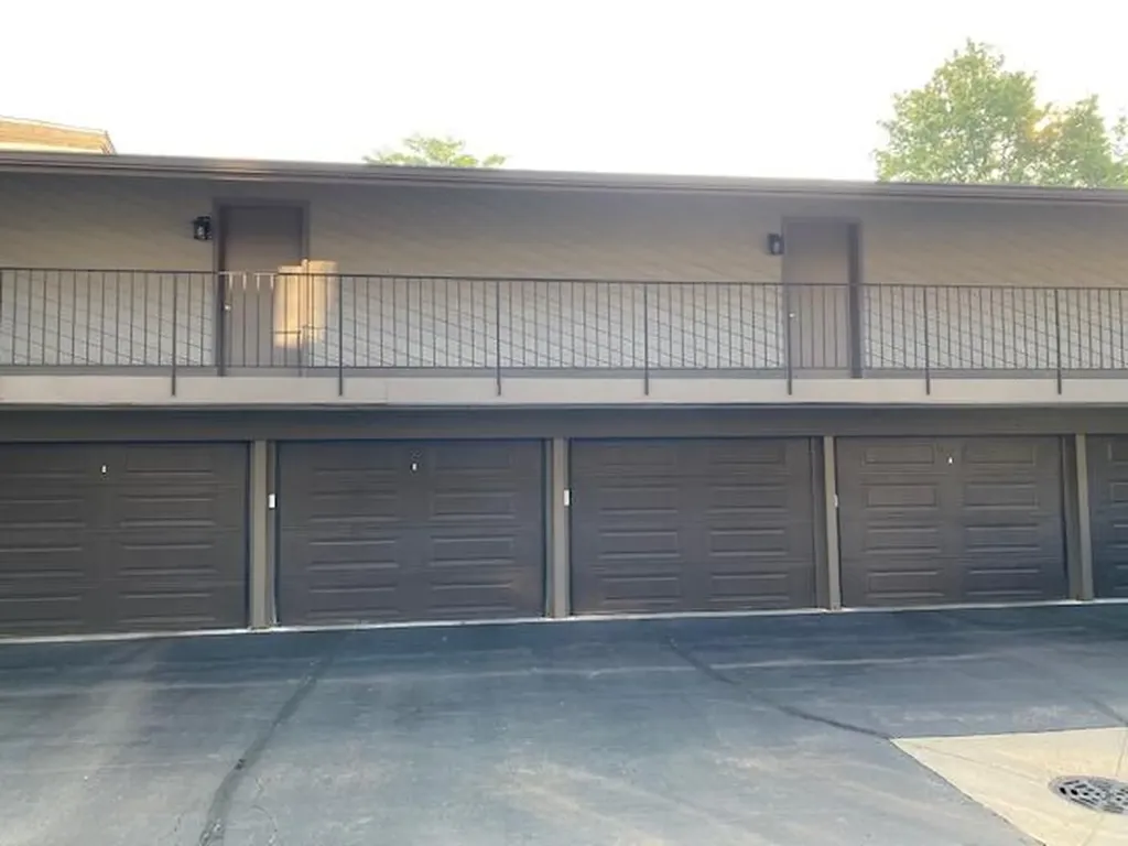 3 Hiawatha Cove Trail Battle Creek City MI 49015