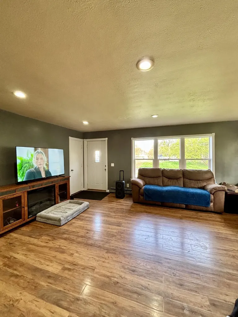 4736 South Street Benton Charter Township MI 49022