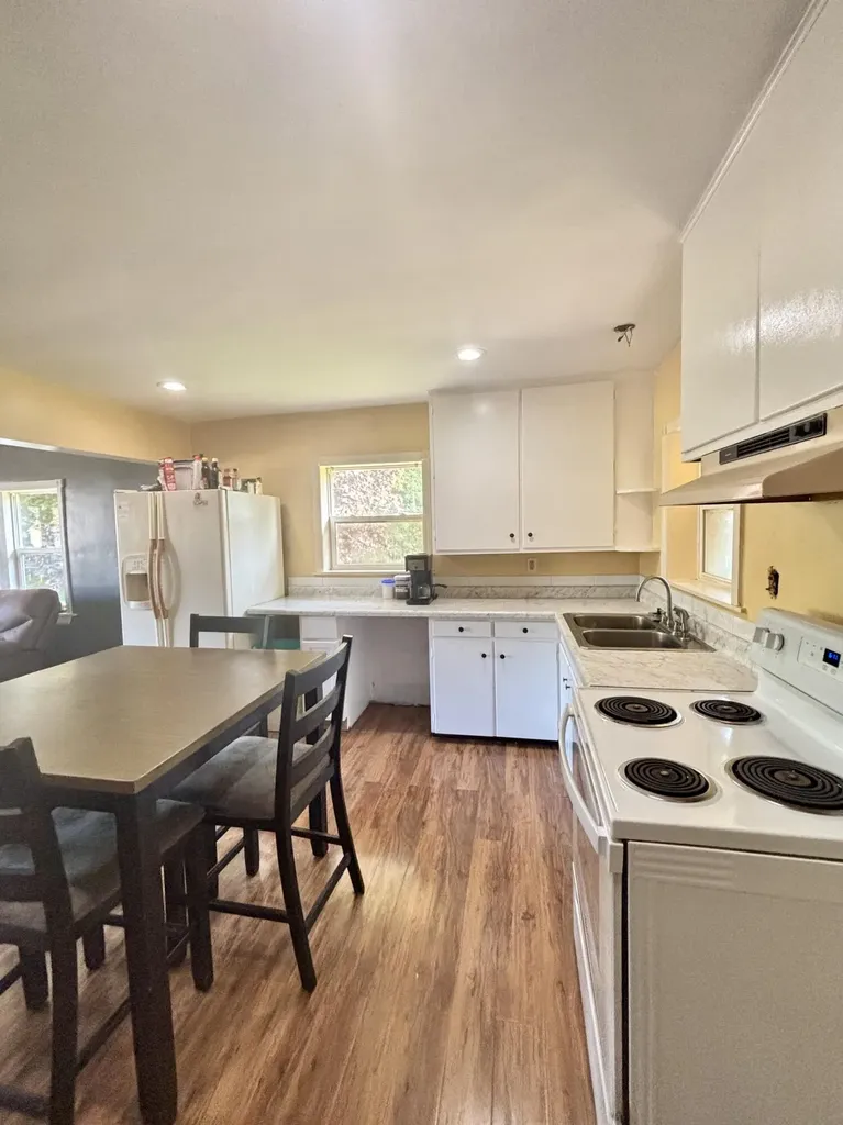 4736 South Street Benton Charter Township MI 49022