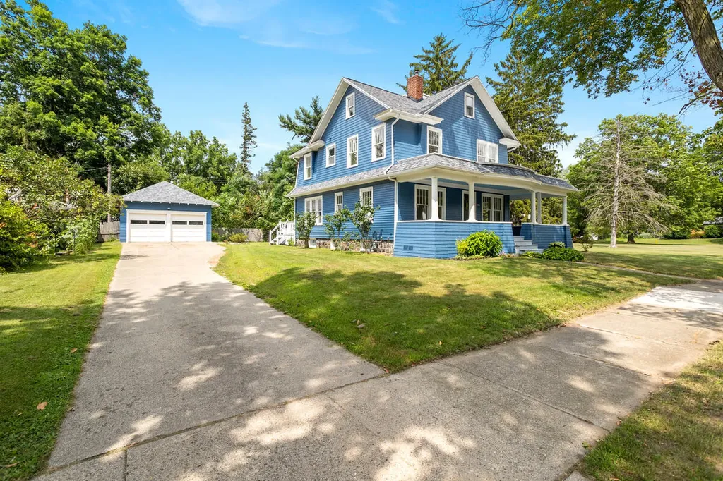 1205 E Michigan Avenue Albion City MI 49224