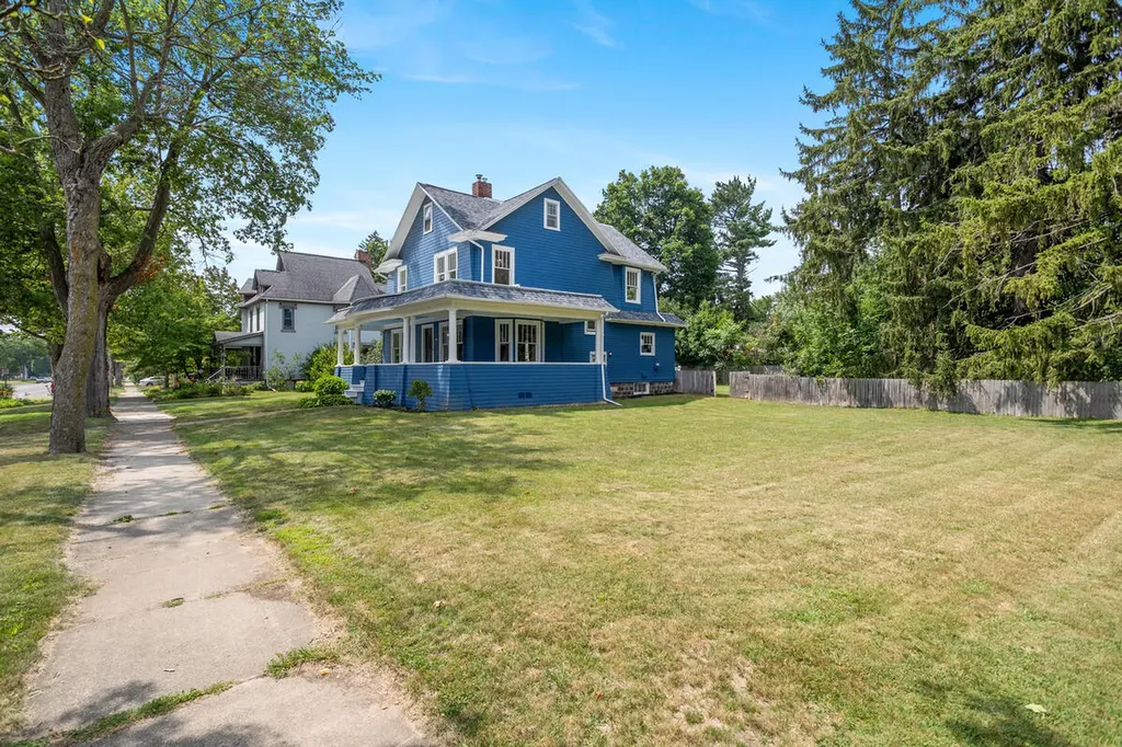 1205 E Michigan Avenue Albion City MI 49224