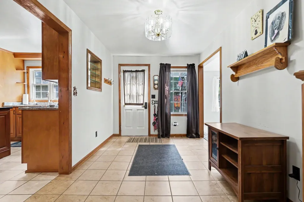 722 Golden Avenue Emmett Charter Township MI 49014