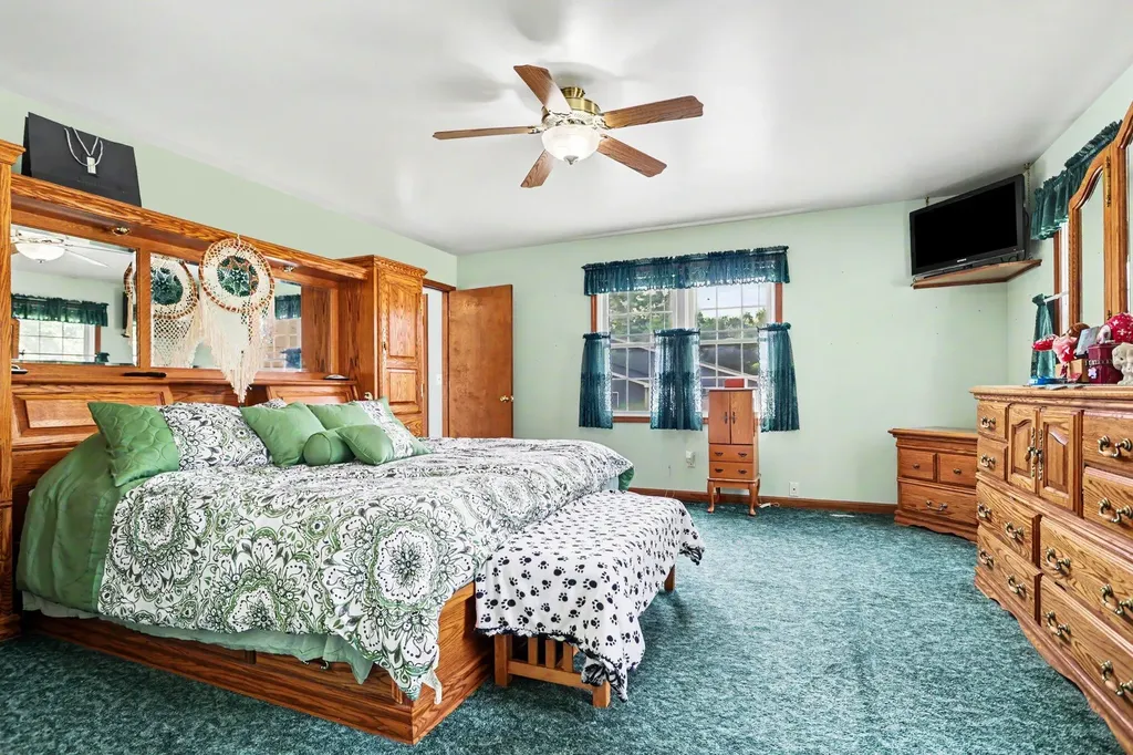 722 Golden Avenue Emmett Charter Township MI 49014