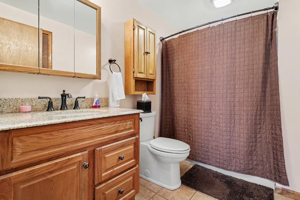 722 Golden Avenue Emmett Charter Township MI 49014