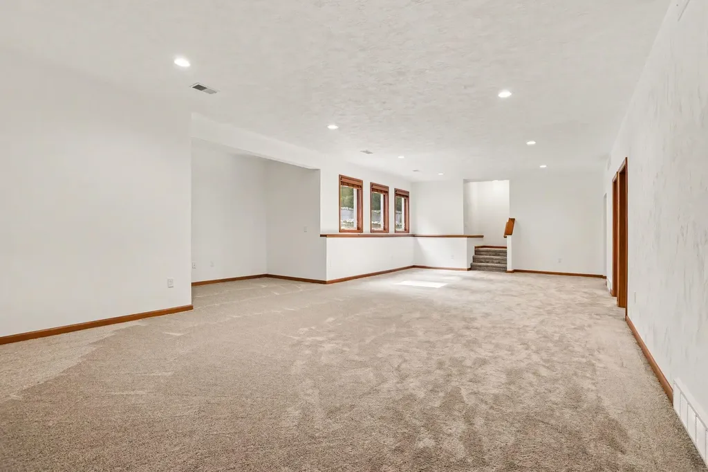 395 S Wattles Road Emmett Charter Township MI 49014