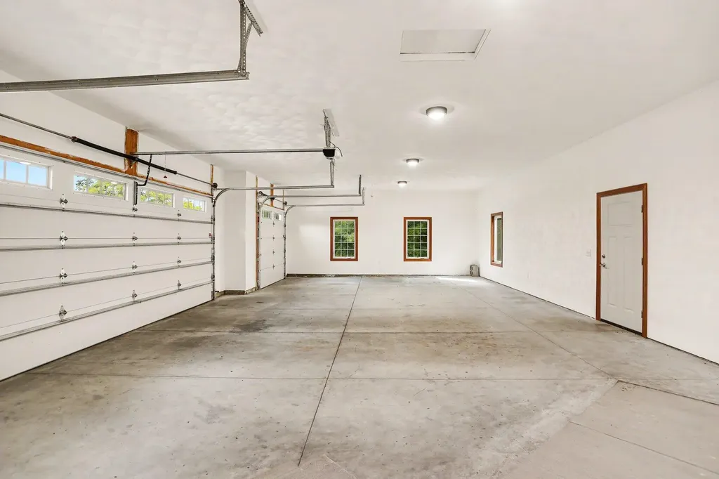 395 S Wattles Road Emmett Charter Township MI 49014