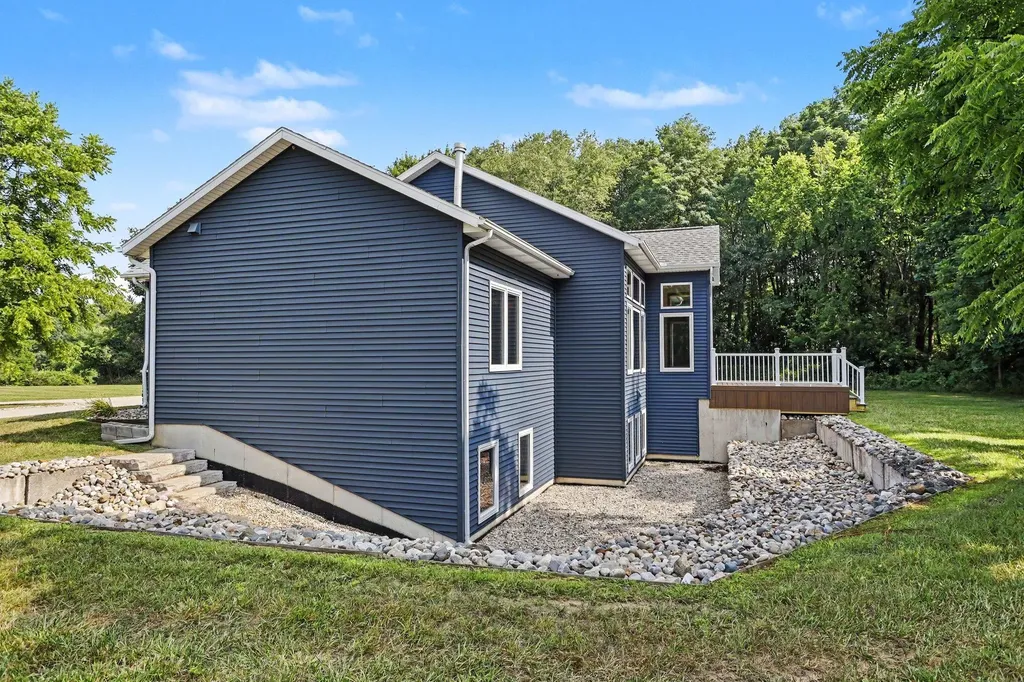395 S Wattles Road Emmett Charter Township MI 49014