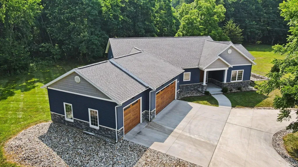 395 S Wattles Road Emmett Charter Township MI 49014