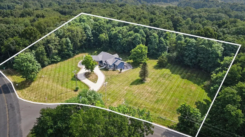 395 S Wattles Road Emmett Charter Township MI 49014