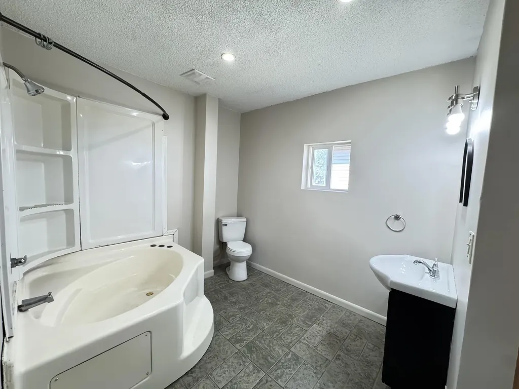 178 Lathrop Avenue Battle Creek City MI 49014