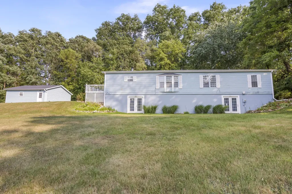 830 Pinewood Avenue Emmett Charter Township MI 49014