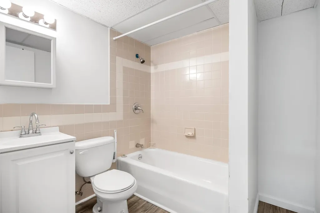 830 Pinewood Avenue Emmett Charter Township MI 49014