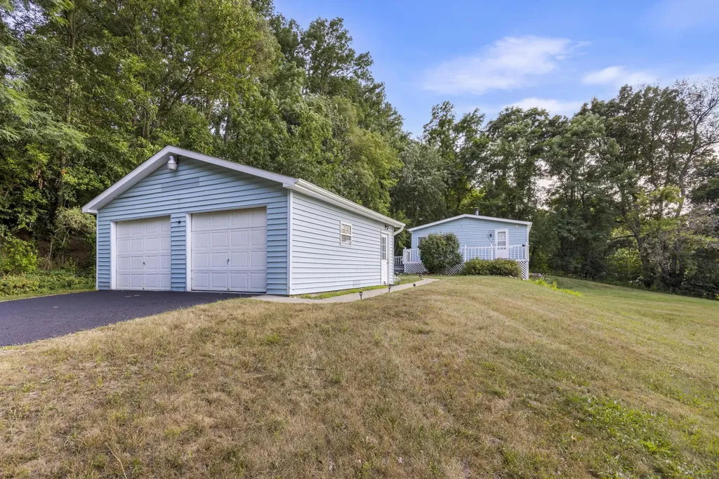 830 Pinewood Avenue Emmett Charter Township MI 49014