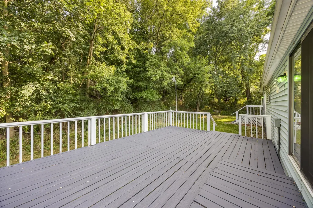 830 Pinewood Avenue Emmett Charter Township MI 49014