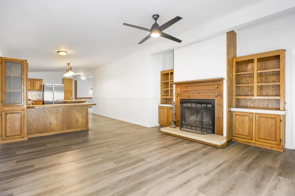 830 Pinewood Avenue Emmett Charter Township MI 49014