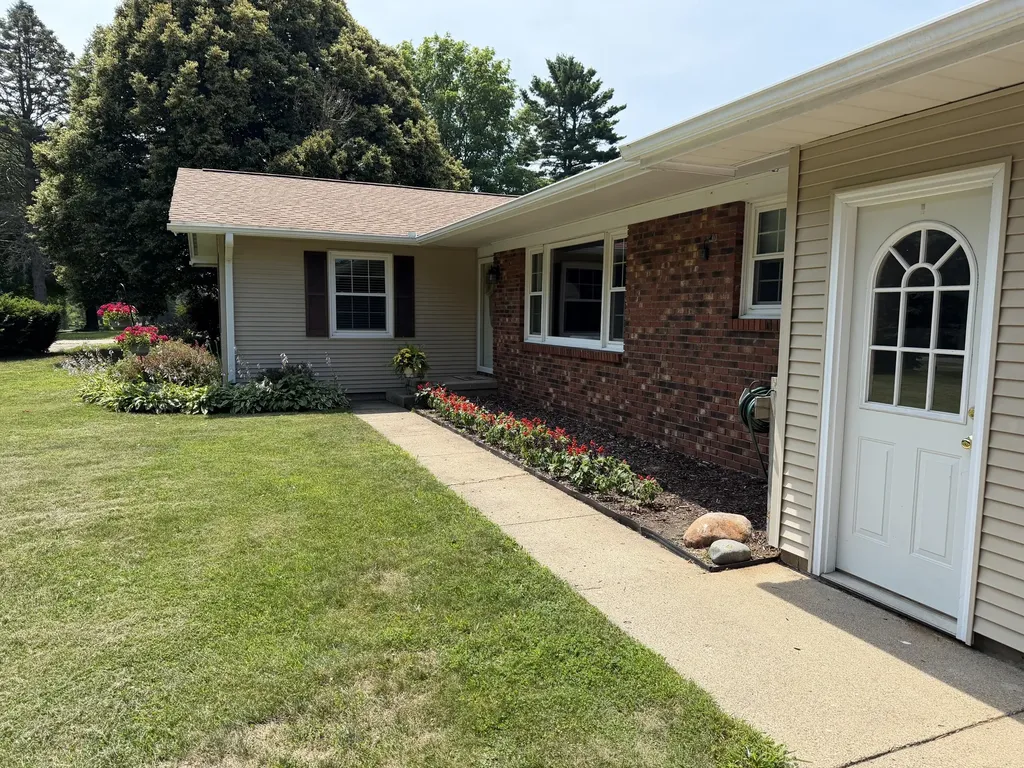 14607 15 Mile Road Marshall Township MI 49068